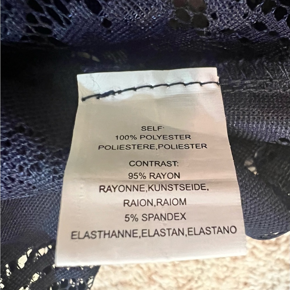 Blue Tassel Navy Lace Women Top 3/4 Sleeves Flare Waist NWT Size Medium - Picture 9 of 9